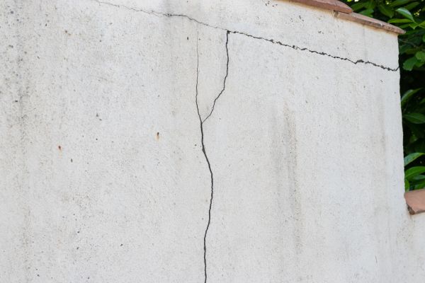 Cost of Foundation Crack Patching in Bremerton